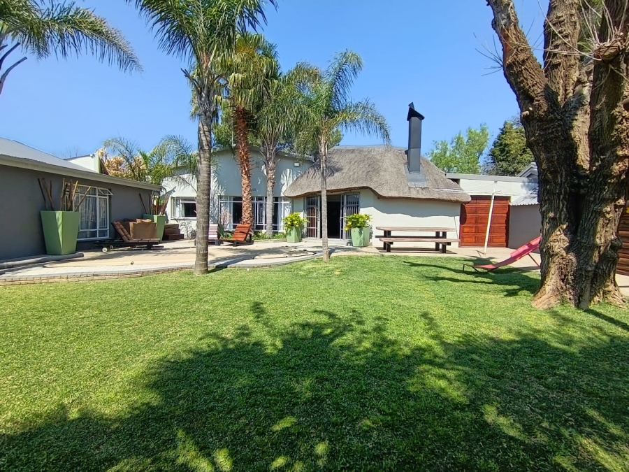 5 Bedroom Property for Sale in Universitas Free State